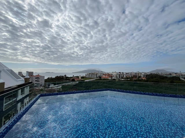 Apartamento com 161m² 3 quartos e 4 banheiros, à venda, no bairro Ingleses do Rio Vermelho em Florianópolis