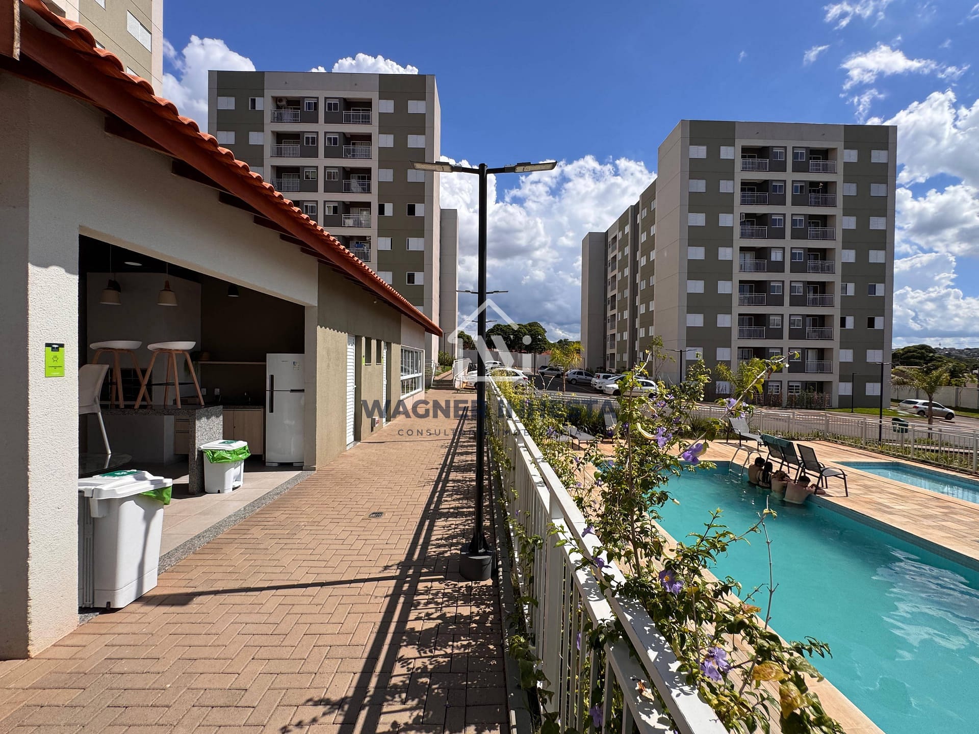Apartamento à venda com 2 quartos, 45m² - Foto 32