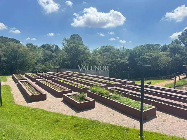Terreno com 360m², à venda, no bairro Loteamento Brisas do Lago em Jundiaí