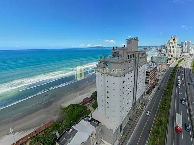 Apartamento com 189m² 3 quartos e 3 banheiros, à venda, no bairro Estreito em Itapema