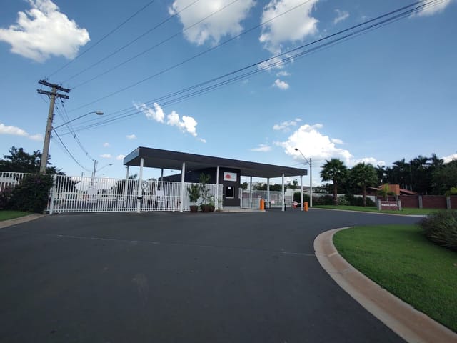 Condomínio do Terreno - Terreno em condomínio com 372 m² Centro de Holambra, SP | Conecte Imóvel