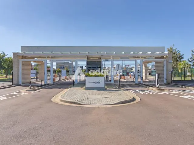 Casa com 300m² 3 quartos e 2 banheiros, à venda, no bairro Jardim Carvalho em Ponta Grossa