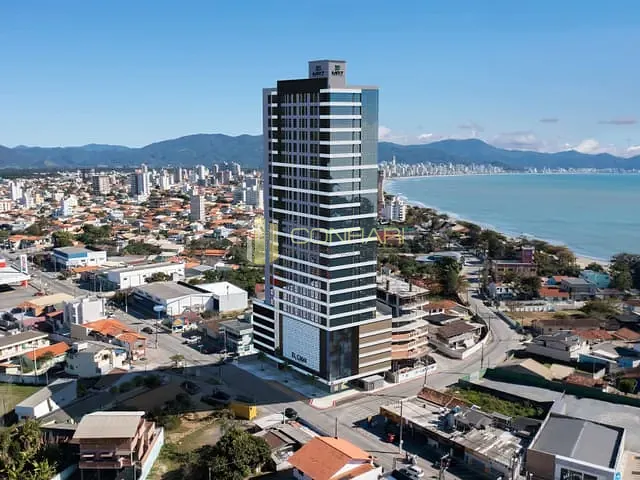 Apartamento 3 quartos e 4 banheiros, à venda, no bairro Perequê em Porto Belo