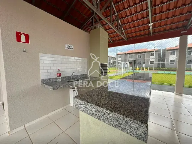 Apartamento 2 quartos e 1 banheiro, à venda, no bairro Conjunto Chica Ferreira em Uberaba