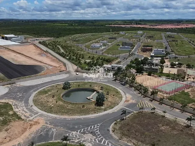 Casa 3 quartos e 3 banheiros, à venda, no bairro Centro em Petrolina
