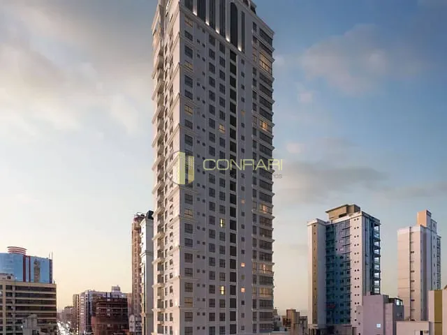 Apartamento com 250m² 4 quartos e 5 banheiros, à venda, no bairro Meia Praia em Itapema