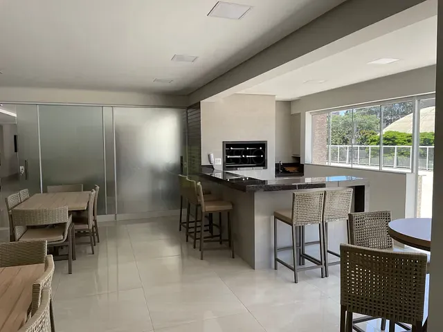 Apartamento com 223m² 2 quartos e 3 banheiros, à venda, no bairro Centro em Apucarana