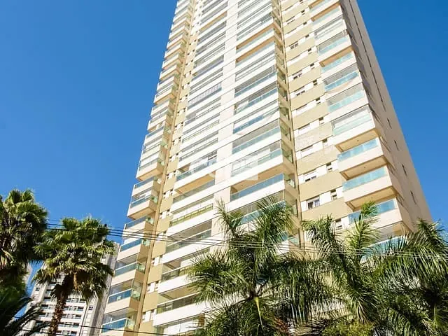 Apartamento com 376m² 3 quartos e 5 banheiros, à venda, no bairro Gleba Fazenda Palhano em Londrina