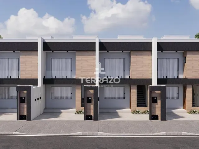 Sobrado 2 quartos e 2 banheiros, à venda, no bairro Centro em Pinheiral