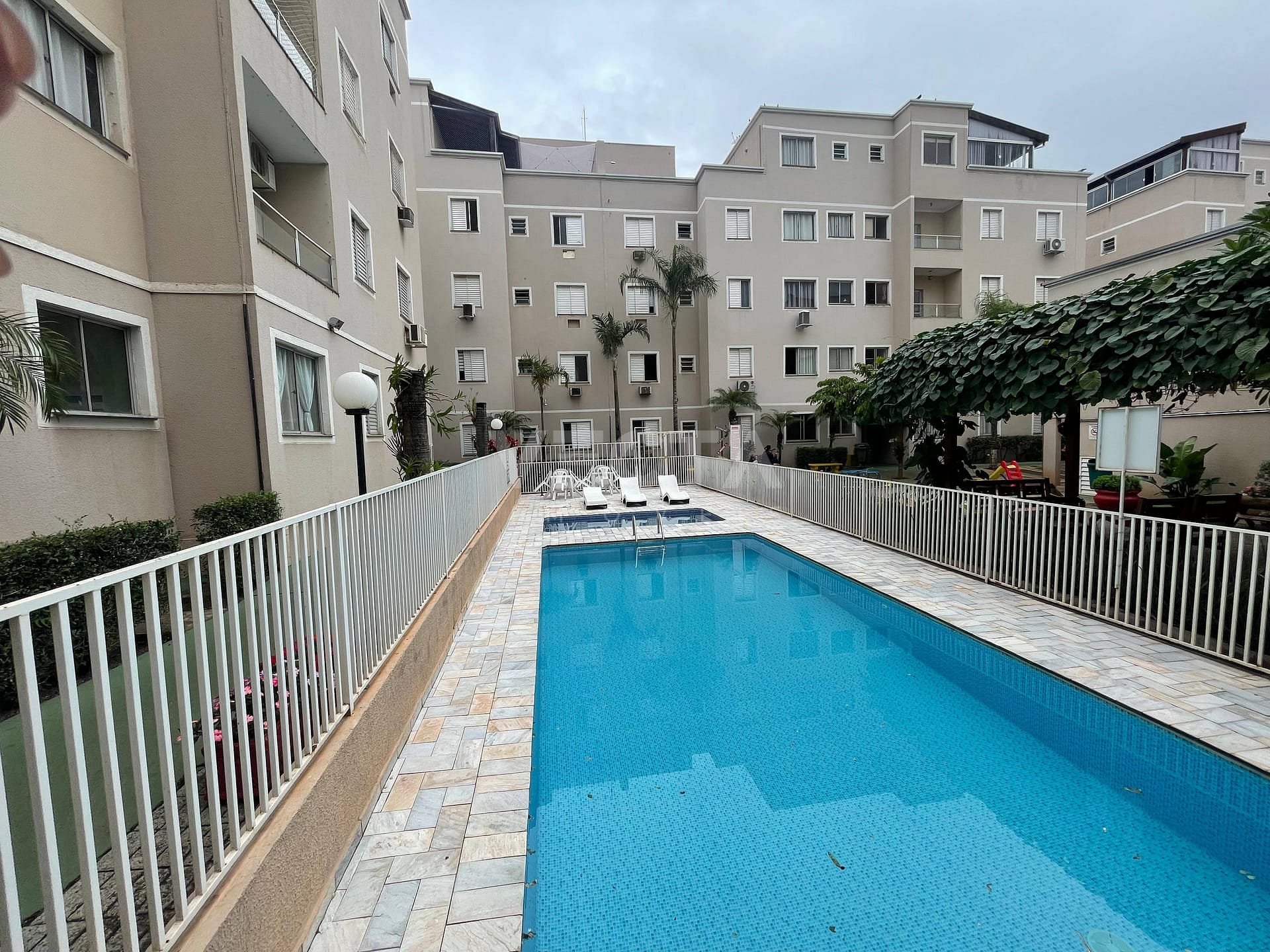 Apartamento à venda com 2 quartos, 125m² - Foto 1
