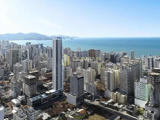 Apartamento com 190m² 3 quartos e 4 banheiros, à venda, no bairro Meia Praia em Itapema
