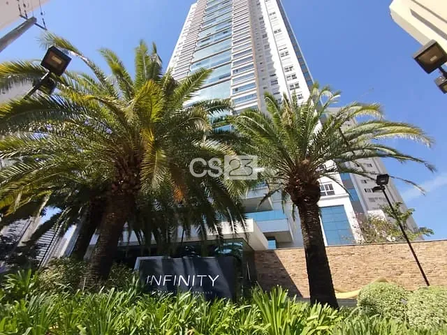 Apartamento com 387m² 3 quartos e 5 banheiros, à venda, no bairro Gleba Fazenda Palhano em Londrina