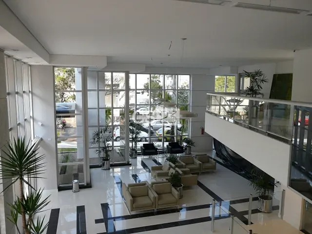 Sala com 461m², para alugar, no bairro Caiçaras em Londrina
