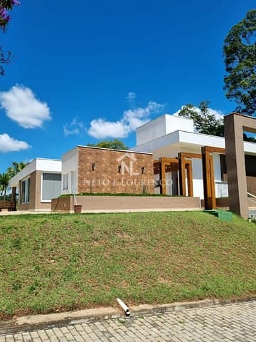 Casa à venda com 3 quartos, 242m² - Foto 27