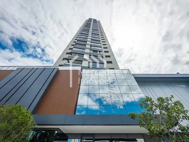 Apartamento com 70m² 2 quartos e 2 banheiros, para alugar, no bairro Centro em Itajaí