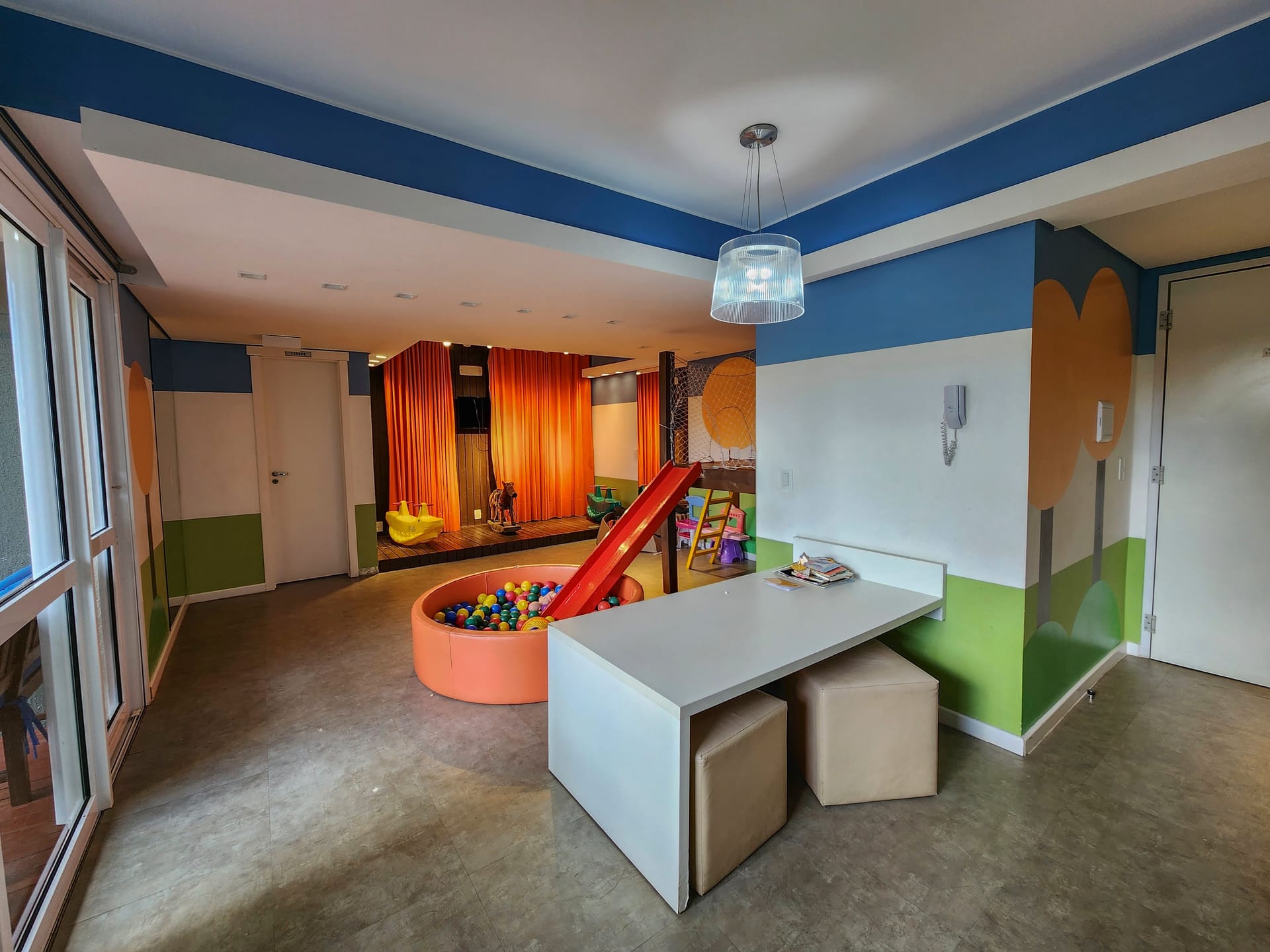 Apartamento com 2 Dormitórios para Aluguel no Bairro Areal em Pelotas RS com Excelente Localização, Conforto e Vaga de Garagem - 25