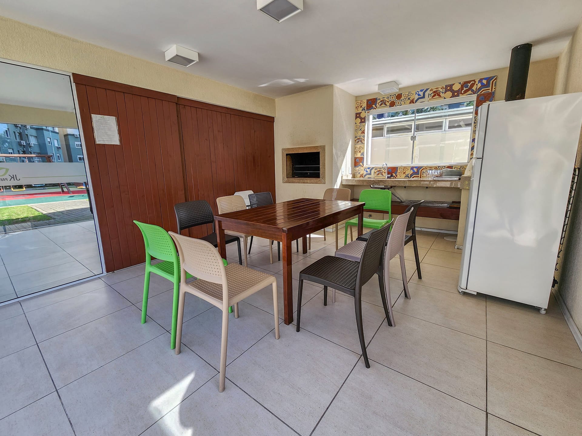 Apartamento com 2 Dormitórios para Aluguel no Bairro Areal em Pelotas RS com Excelente Localização, Conforto e Vaga de Garagem - 28
