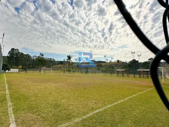 Terreno com 525m², à venda, no bairro Sete Lagos em Itatiba
