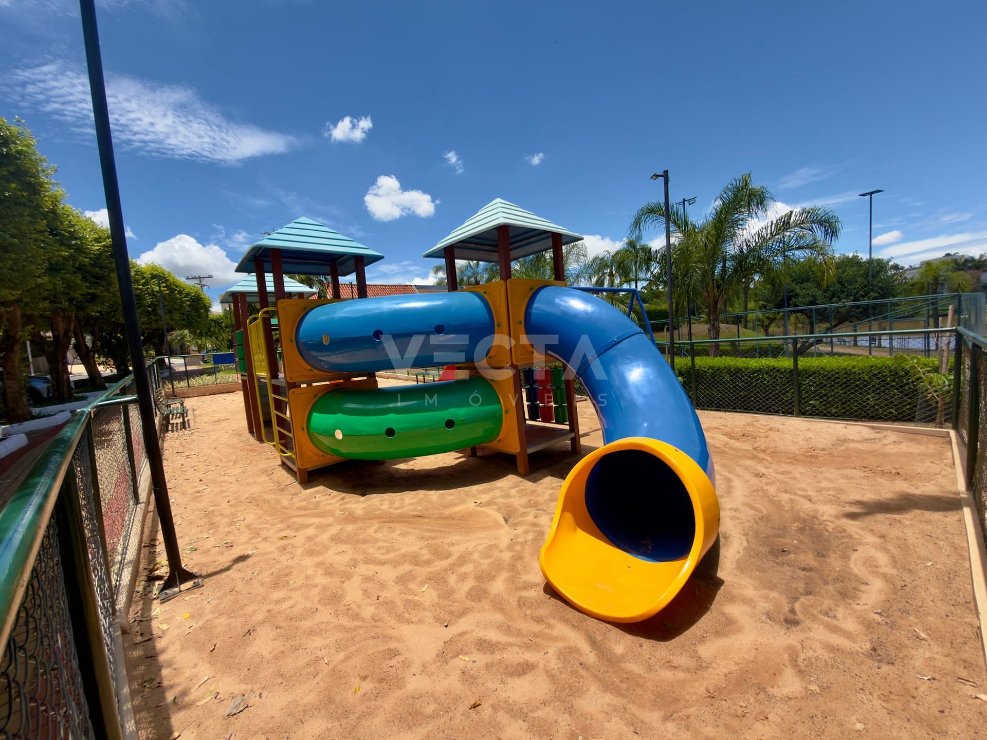 Casa, 3 quartos, 214 m² - Foto 25