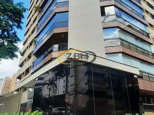 Apartamento com 365m² 3 quartos e 5 banheiros, à venda ou para alugar, no bairro Centro em Londrina