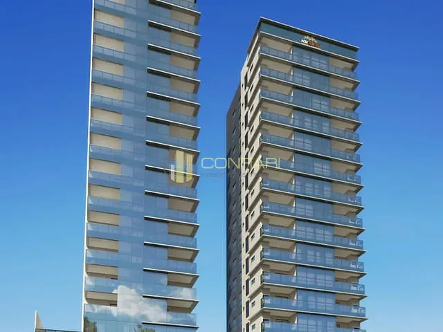 Apartamento com 213m² 4 quartos e 5 banheiros, à venda, no bairro Meia Praia em Itapema