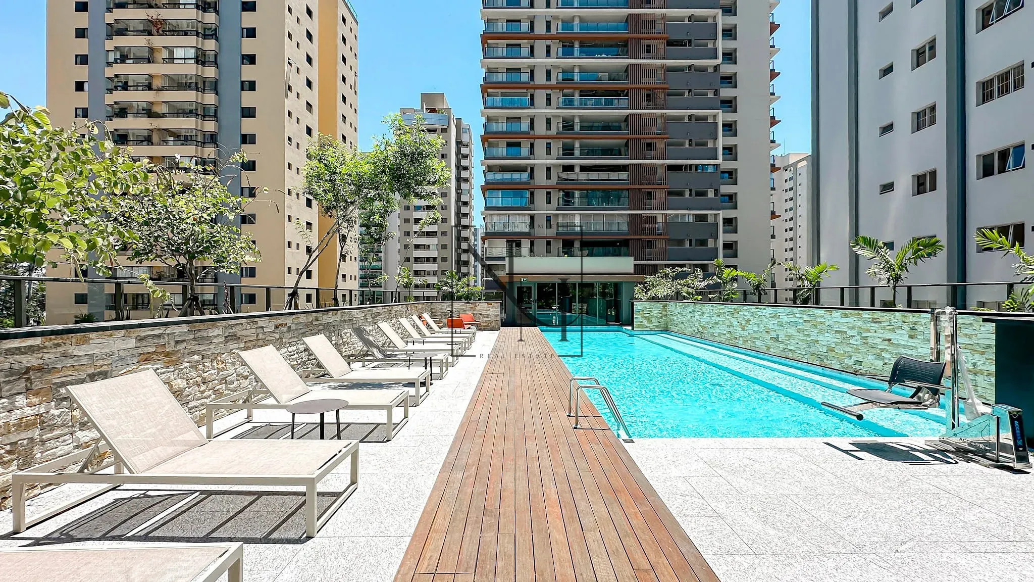 Apartamento, 4 quartos, 205 m² - Foto 21