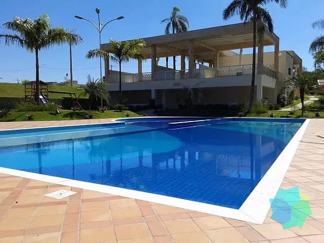 Casa 3 quartos e 2 banheiros, à venda ou para alugar, no bairro Loteamento Terras de São Pedro e São Paulo em Salto