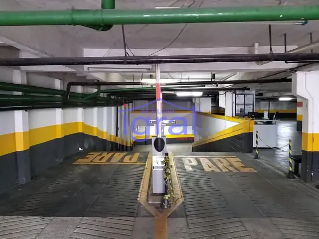 Sala à venda ou para alugar, no bairro Jardim Oriental em São Paulo