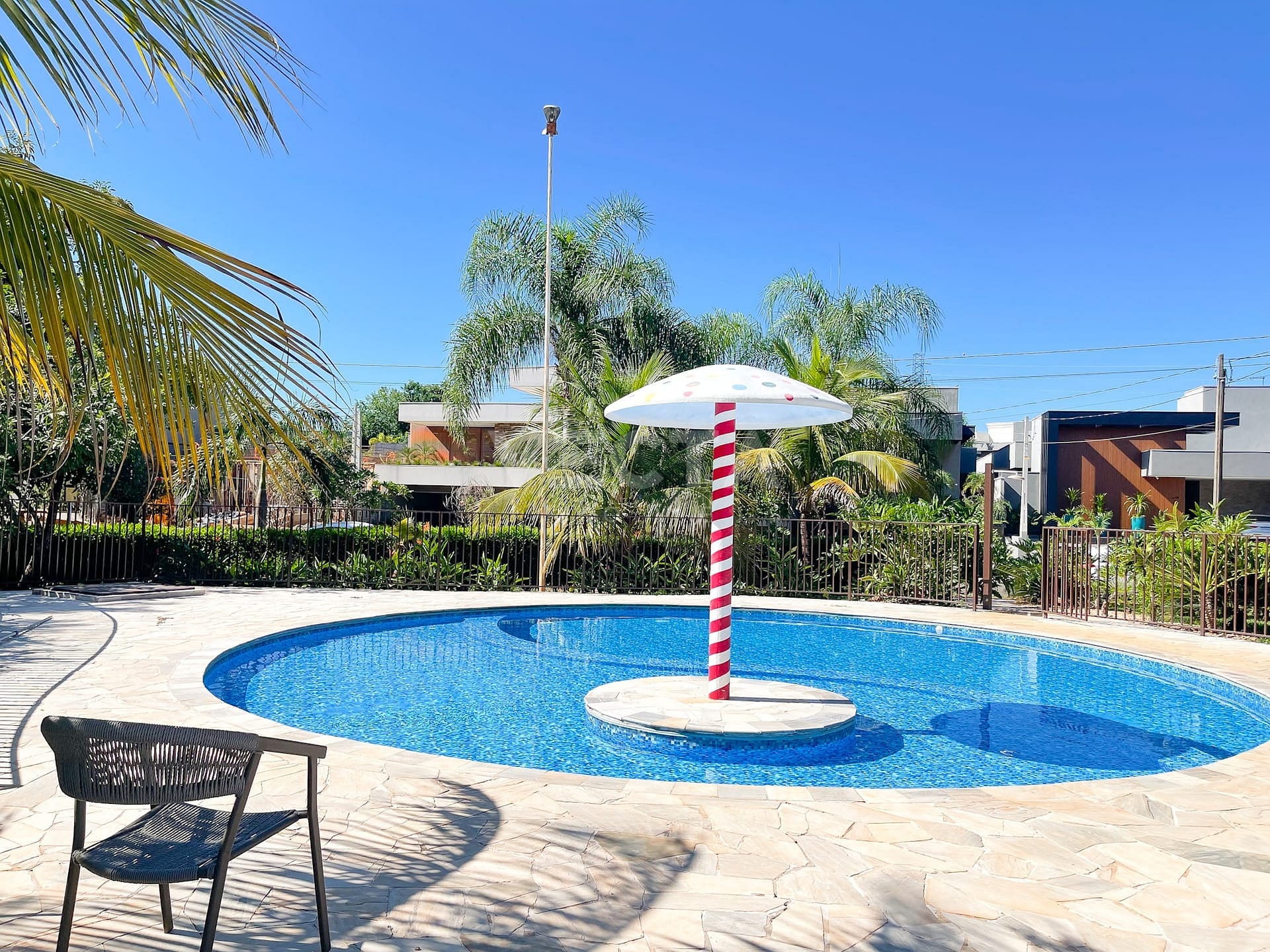 Casa à venda com 3 quartos, 262m² - Foto 38