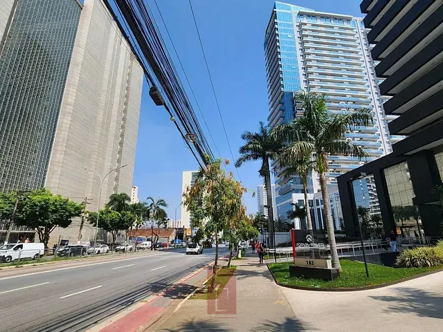 Loja com 180m², à venda, no bairro Barra Funda em São Paulo