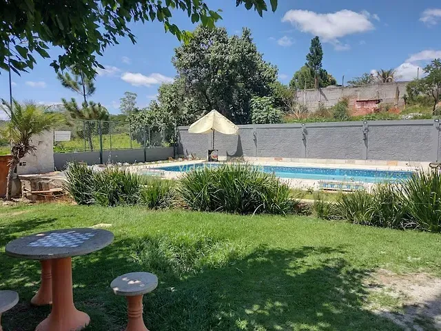 Casa com 117m² 2 quartos e 1 banheiro, à venda, no bairro Ribeirão dos Porcos em Atibaia