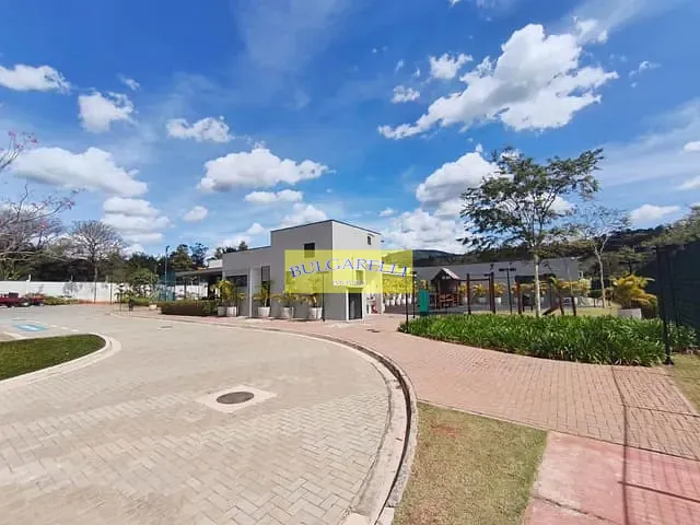 Terreno com 600m², à venda, no bairro Jardim das Samambaias em Jundiaí