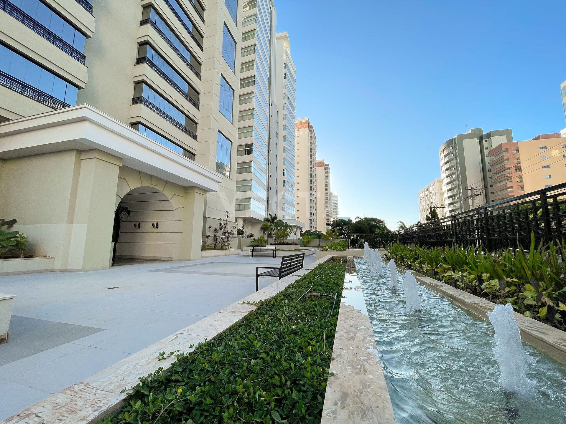 Apartamento à venda com 4 quartos, 238m² - Foto 52