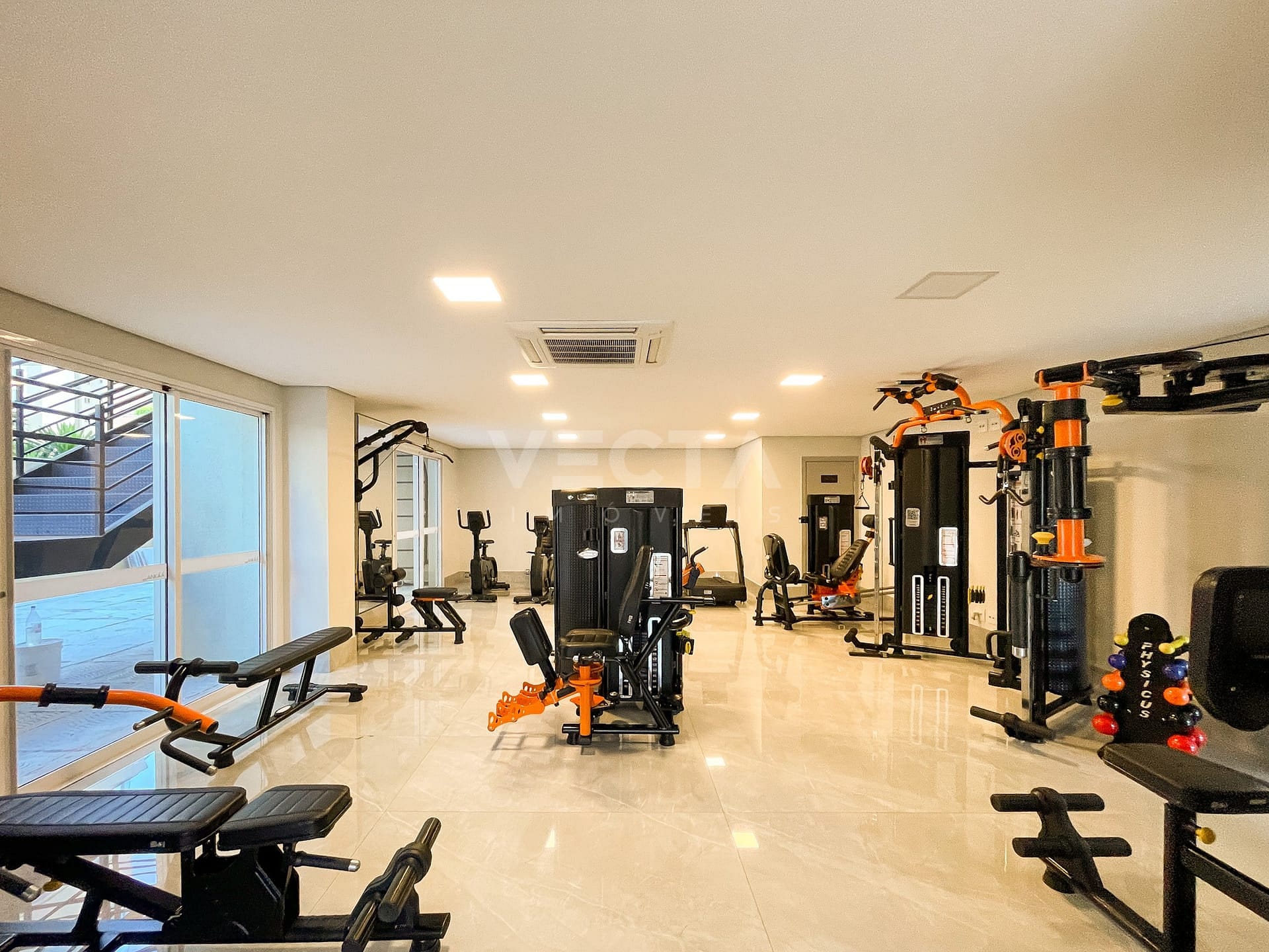 Apartamento à venda com 4 quartos, 238m² - Foto 41
