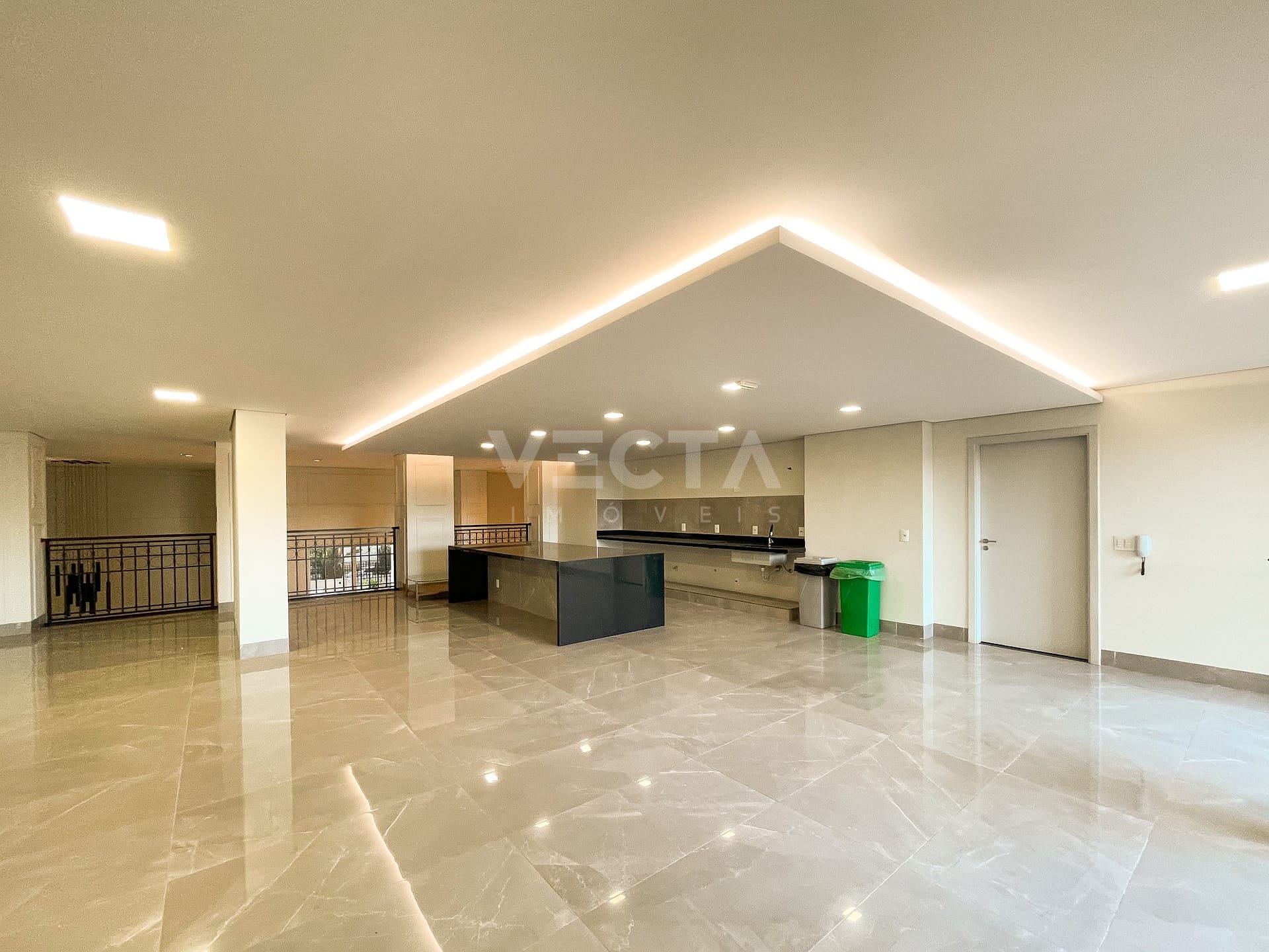 Apartamento à venda com 4 quartos, 238m² - Foto 43