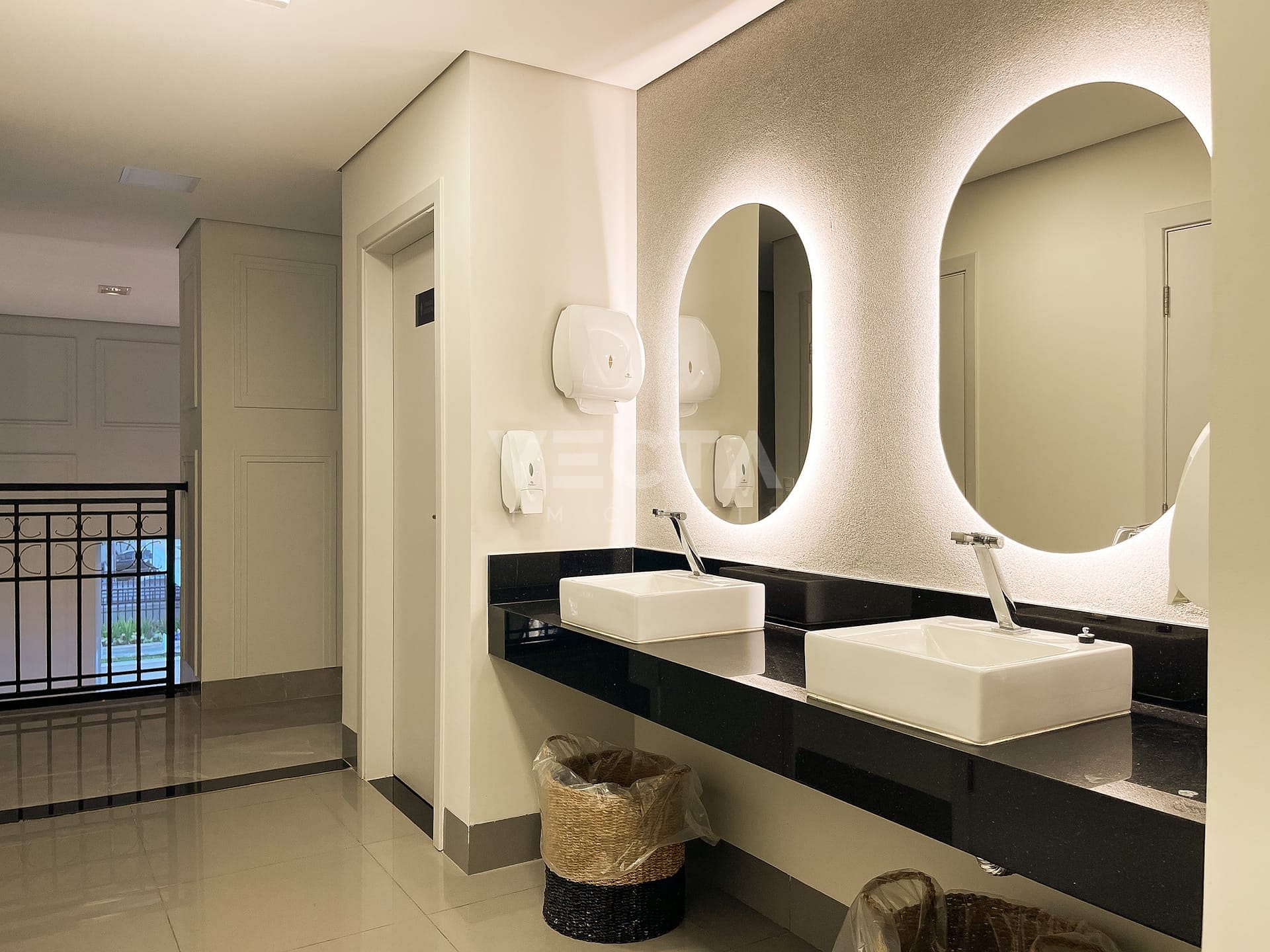 Apartamento à venda com 4 quartos, 238m² - Foto 45