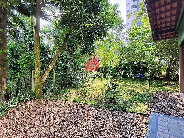 Apartamento 1 quarto e 1 banheiro, para alugar, no bairro Victor Konder em Blumenau