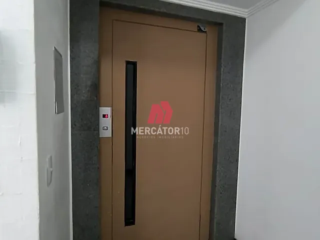 Apartamento 1 quarto e 1 banheiro, para alugar, no bairro Victor Konder em Blumenau