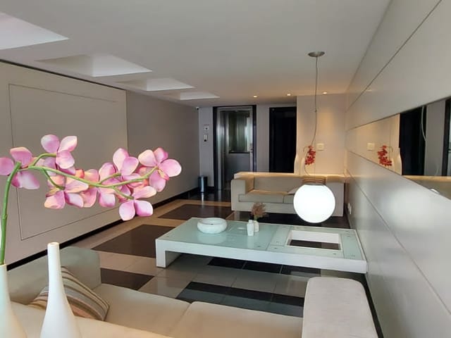 Condomínio do Apartamento - Apartamento à venda com 123m², 3 dormitórios sendo 2 suítes e 2 vagas no Edf. Van Garden, Rosarinho, Recife, PE | Tânia Macêdo Imóveis