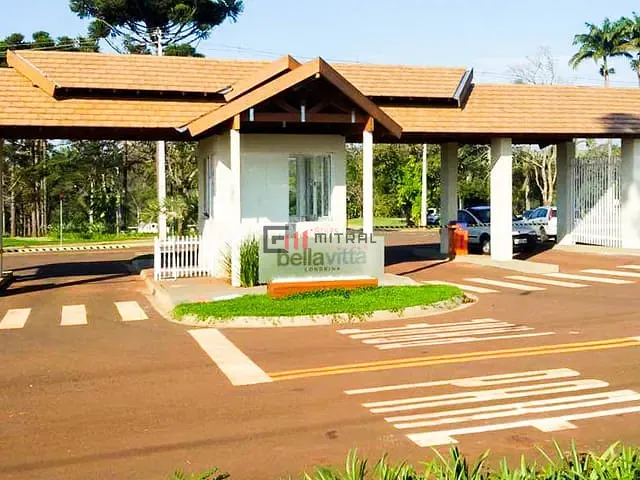Sobrado com 250m² 3 quartos e 2 banheiros, à venda, no bairro Cidade Industrial 2 em Londrina