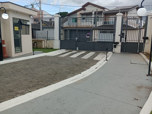 Casa com 120m² 3 quartos e 2 banheiros, à venda, no bairro Jardim Califórnia em Taubaté