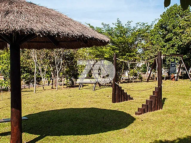 Terreno com 675m², à venda, no bairro Centro em Piratininga