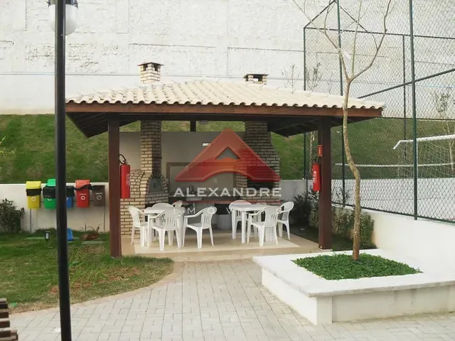 Apartamento 2 quartos e 1 banheiro, à venda, no bairro Monte Castelo em São José dos Campos