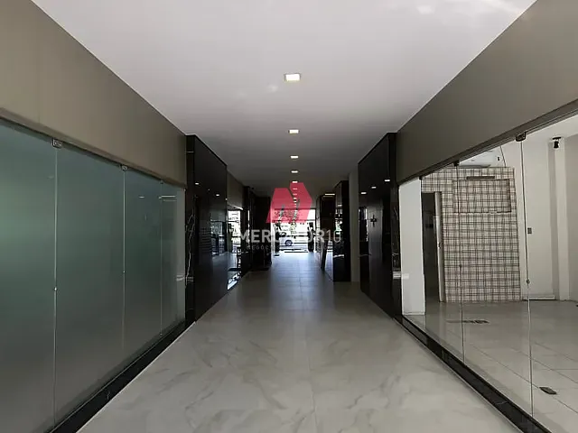 Sala para alugar, no bairro Centro em Blumenau