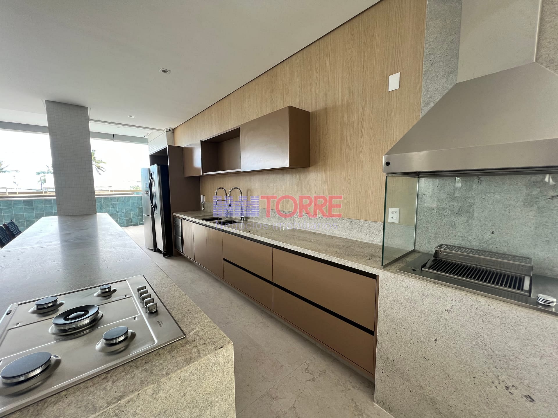 Apartamento para alugar com 3 quartos, 132m² - Foto 13