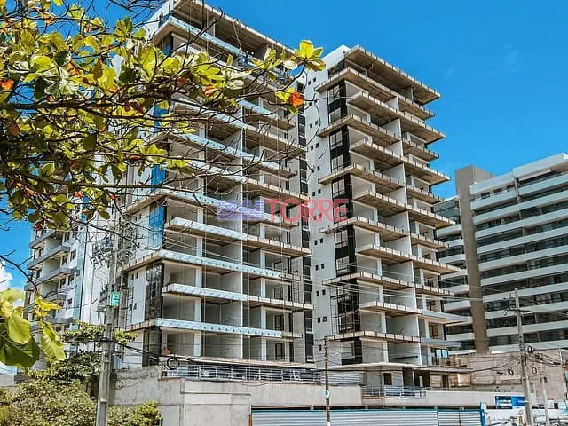Apartamento com 106m² 3 quartos e 4 banheiros, à venda, no bairro Praia dos Milionarios em Ilhéus
