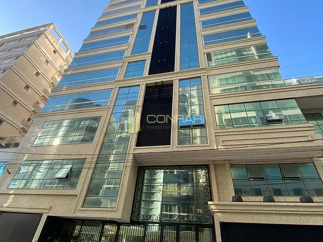 Apartamento com 197m² 3 quartos e 4 banheiros, à venda, no bairro Meia Praia em Itapema