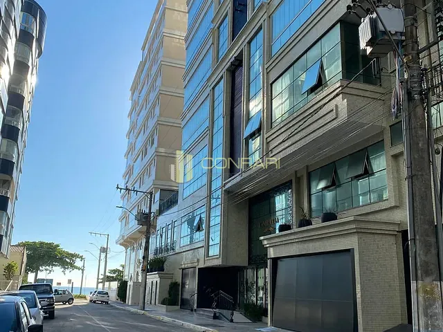Apartamento com 197m² 3 quartos e 4 banheiros, à venda, no bairro Meia Praia em Itapema
