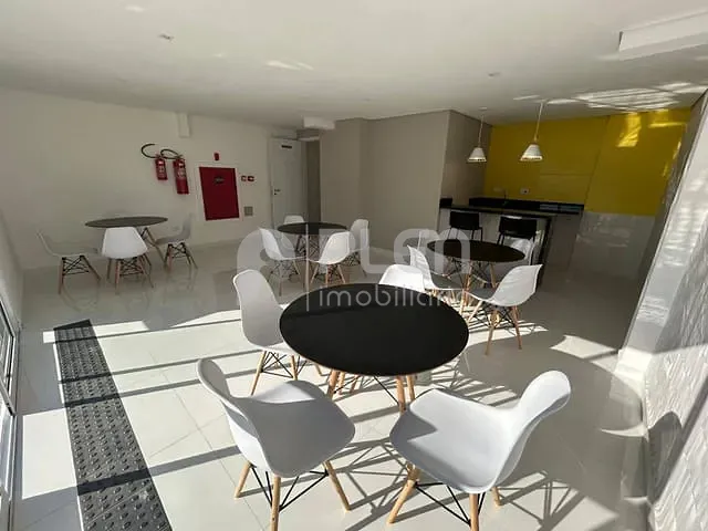 Apartamento 2 quartos e 1 banheiro, à venda, no bairro Vila Paulicéia em São Paulo