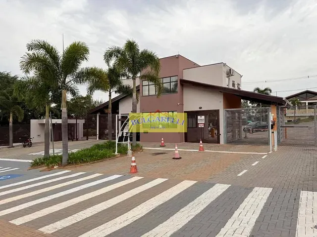 Terreno com 450m², à venda, no bairro Loteamento Vale Azul I em Jundiaí